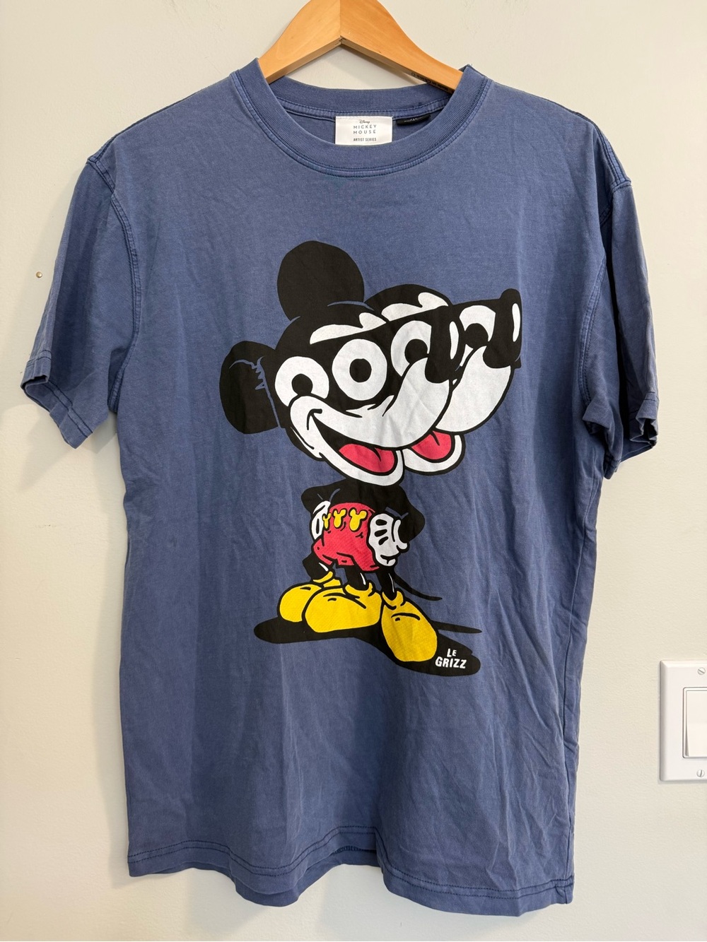 Disney Mickey Mouse "Artist Series" T-shirt Le Grizz